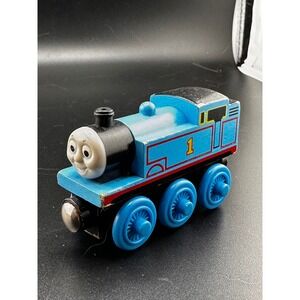 Thomas Wooden Railway Vtg 2002 Train Tank Engine Learning Curve Ltd RARE year